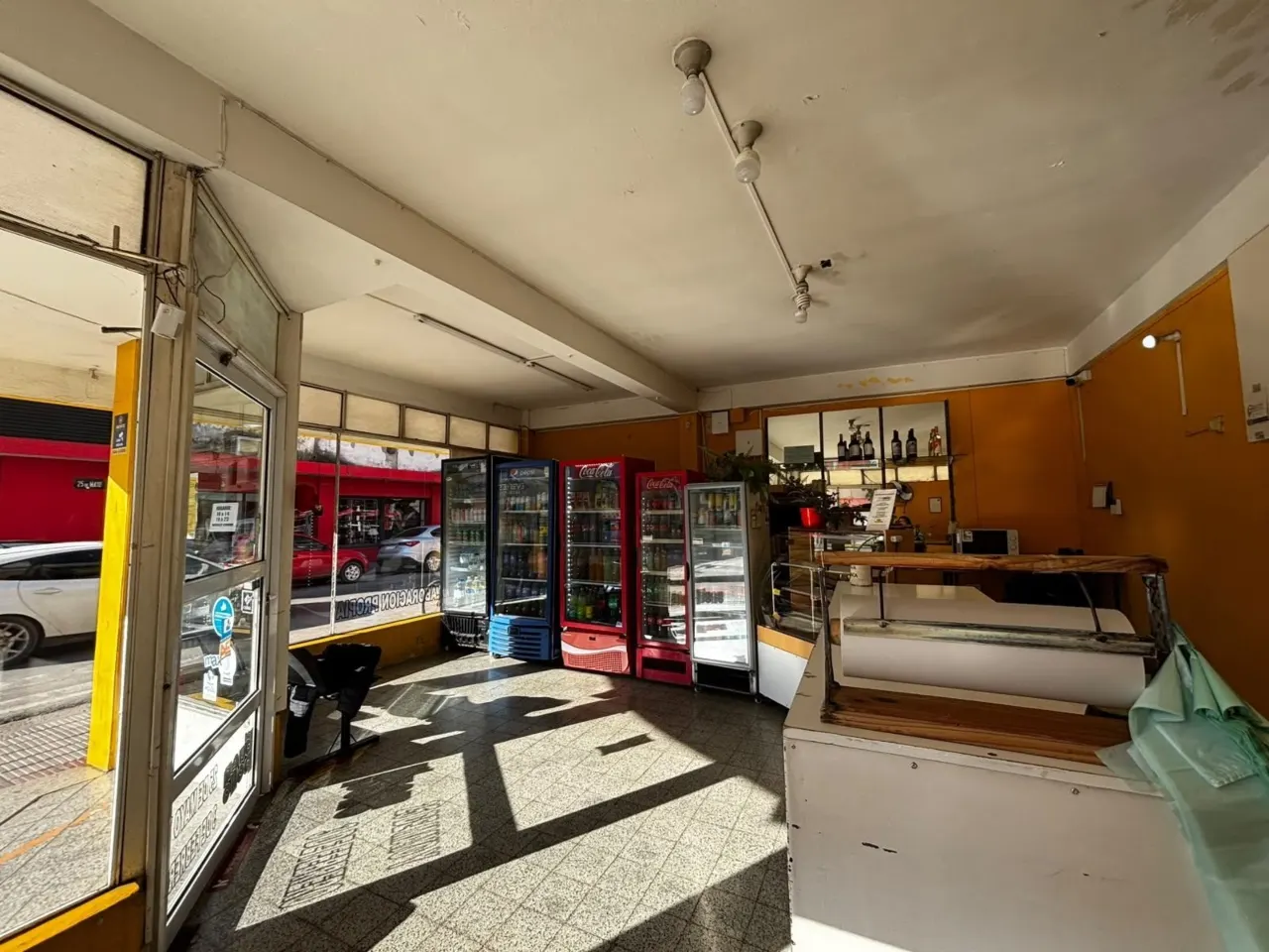 Locales comerciales – 25 de Mayo y 3 de Febrero