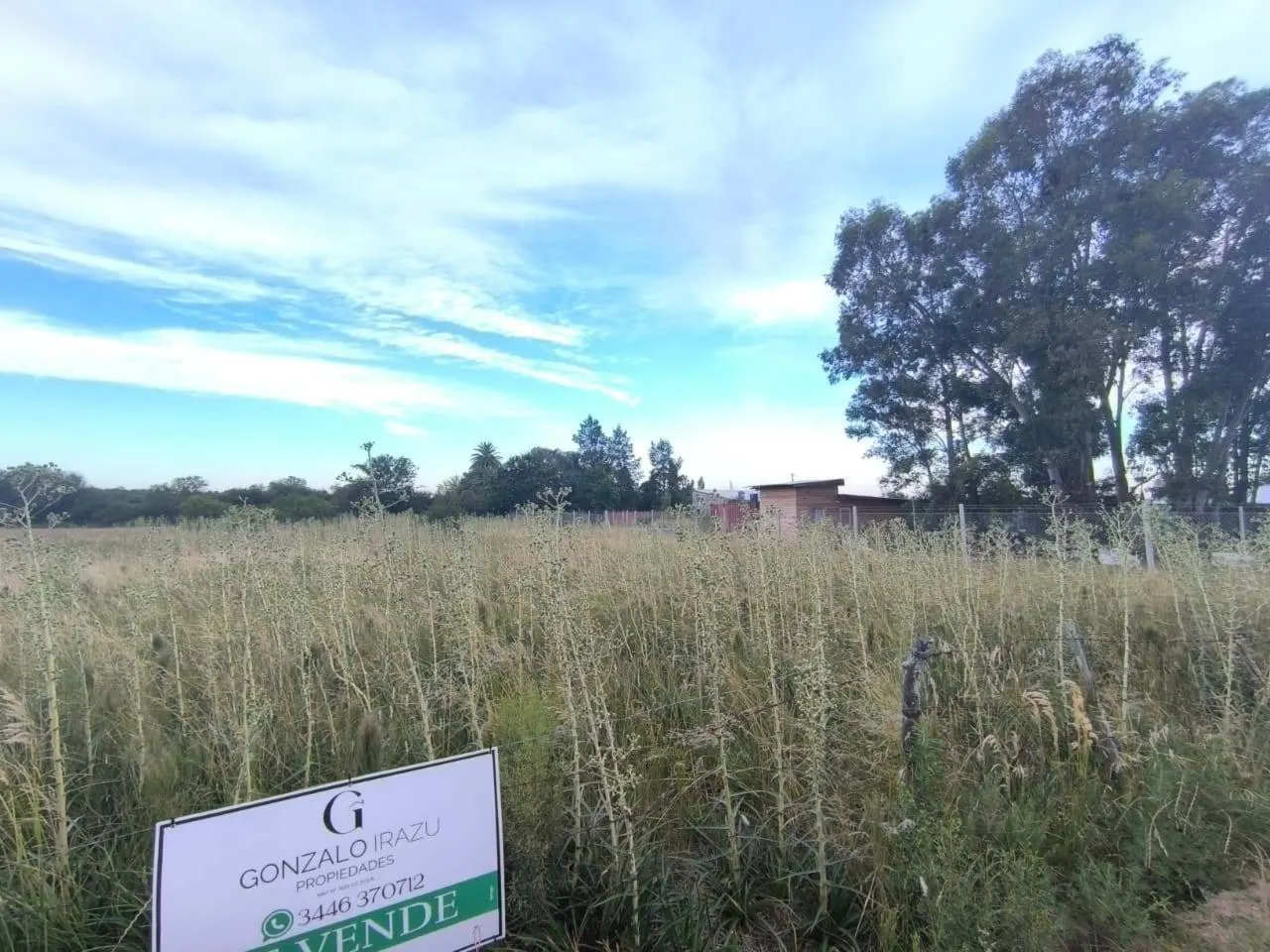 Terreno a metros del Cristo, en condominio
