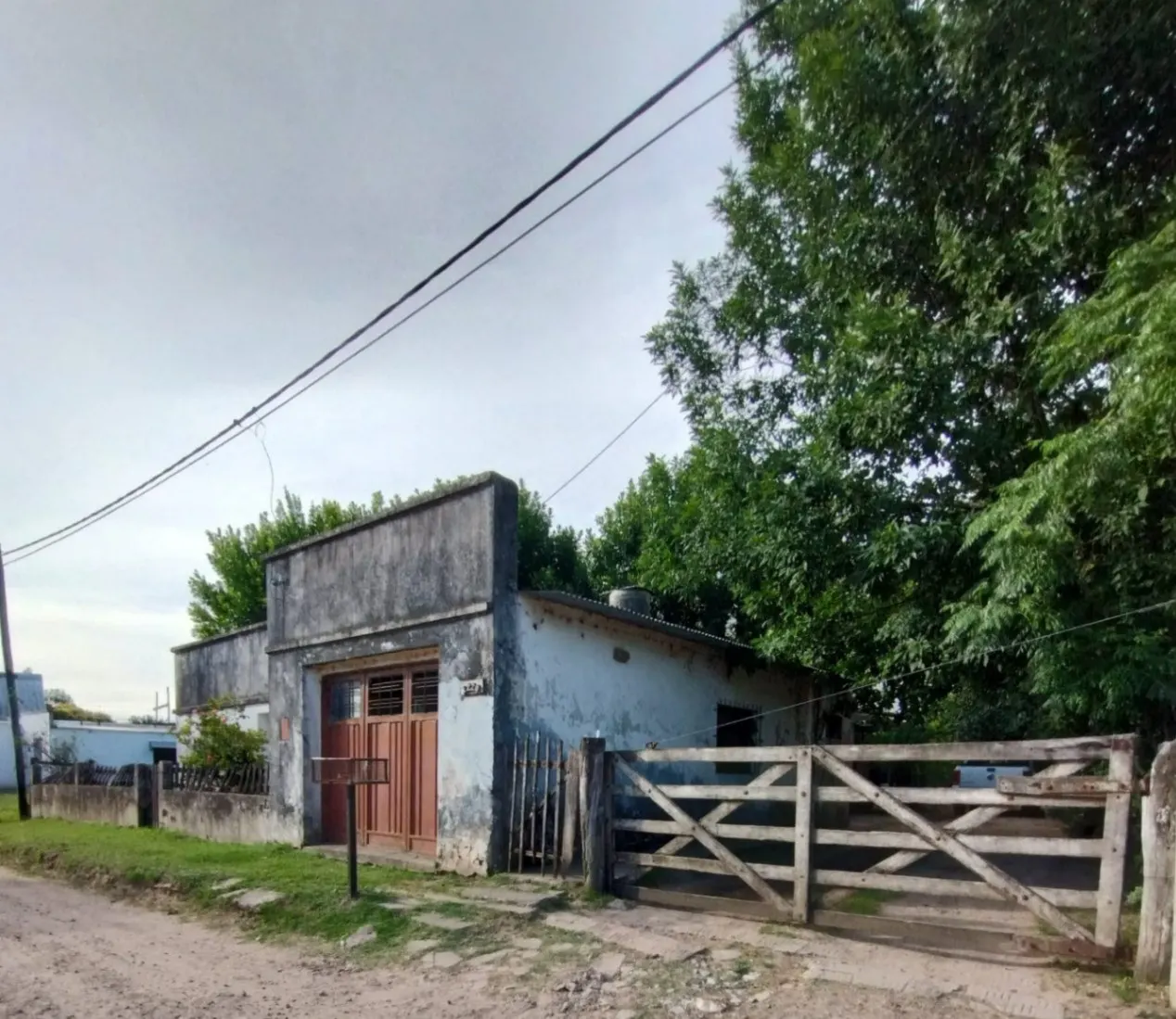 Casa a refaccionar. Republica Argentina al 1200