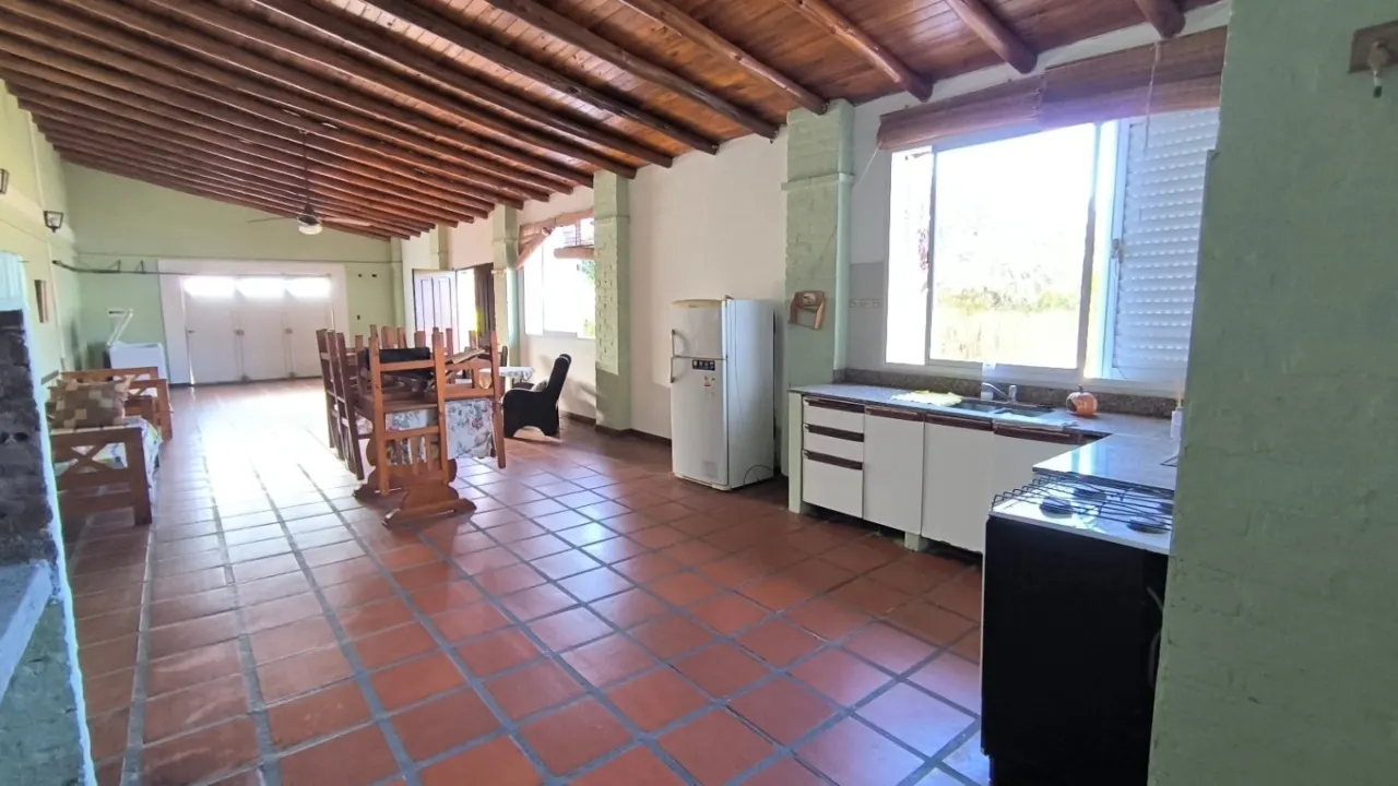 Casa en venta c/ cochera en Gualeguaychú