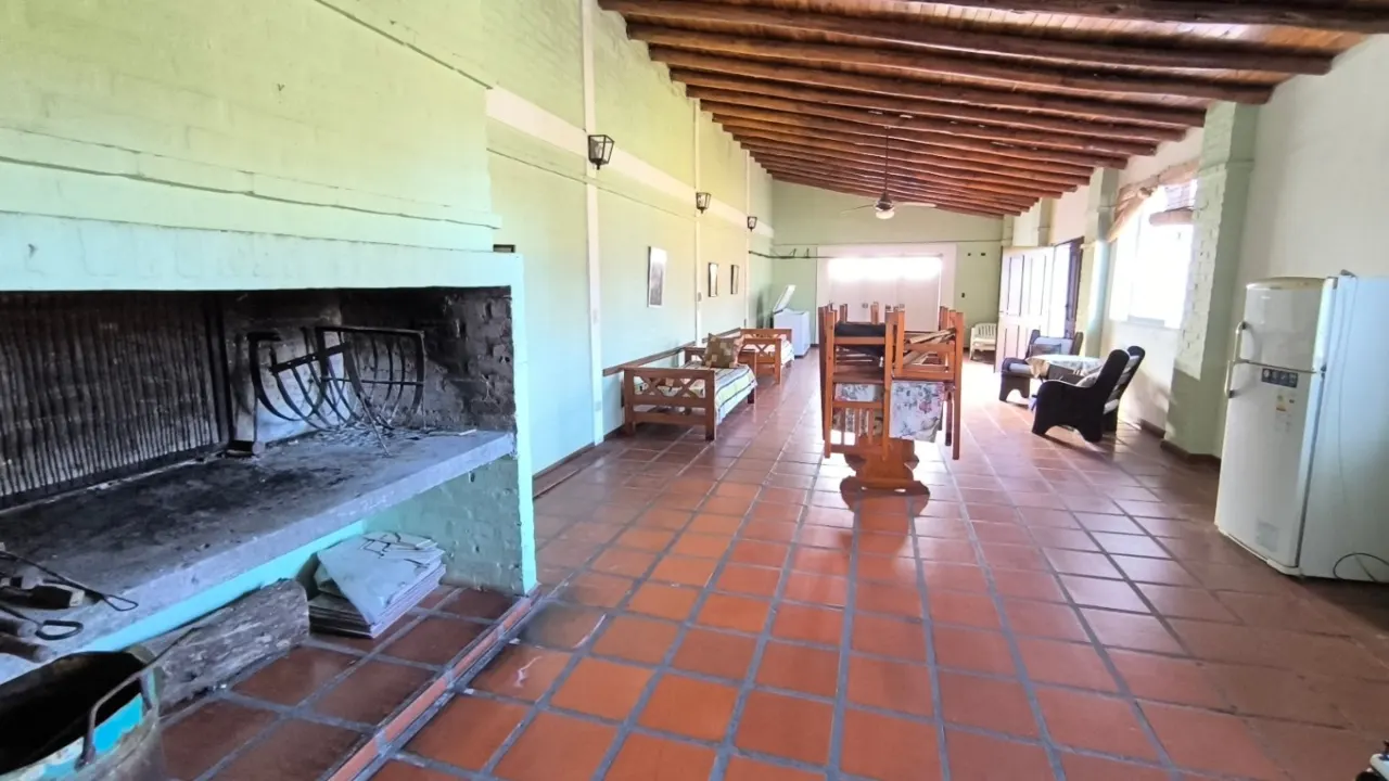 Casa en venta c/ cochera en Gualeguaychú