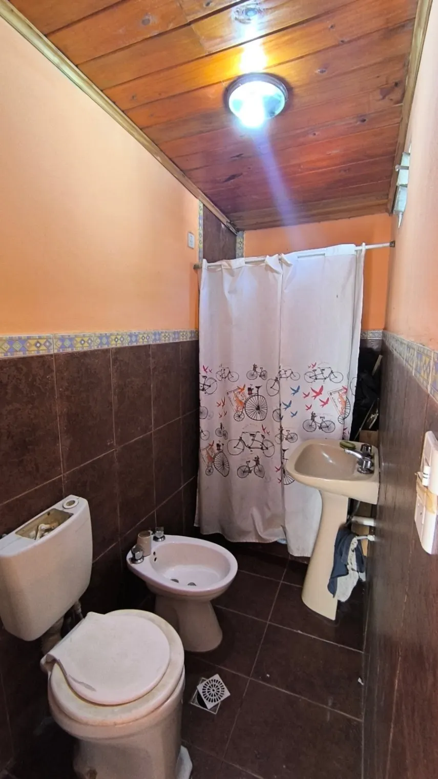 Casa centrica, con patio y piscina