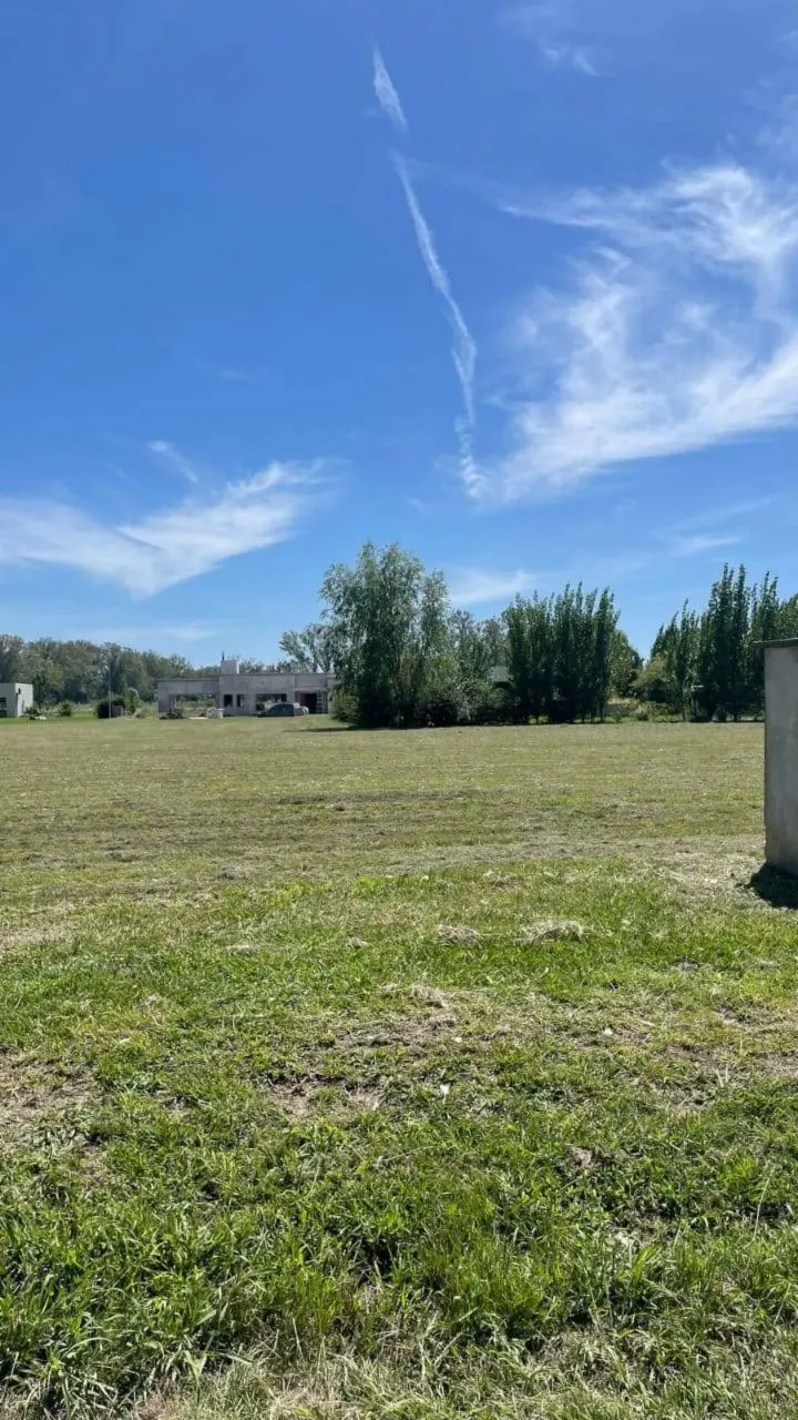 Padros de Adelina / Lote en venta de 1250m2