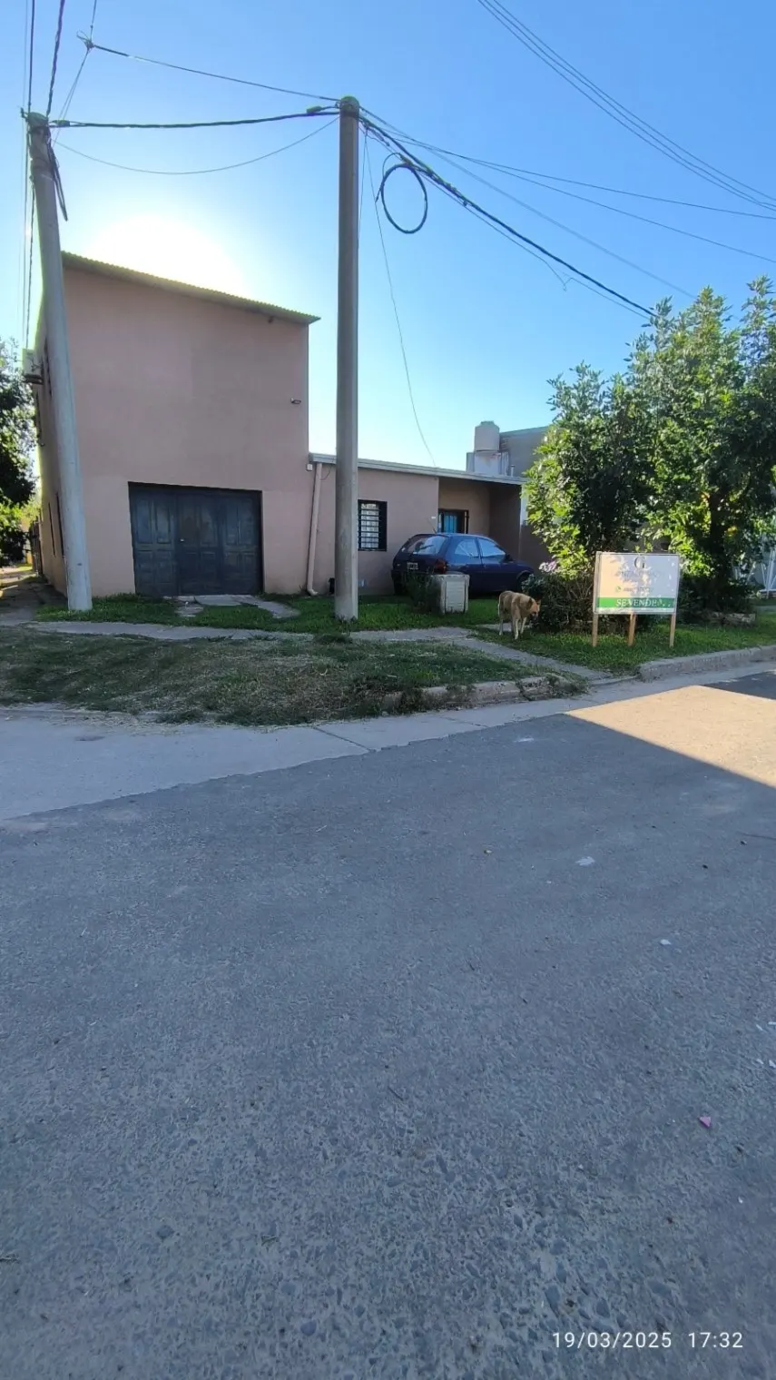 Casa en venta de 4 dormitorios c/ cochera en Gualeguaychú