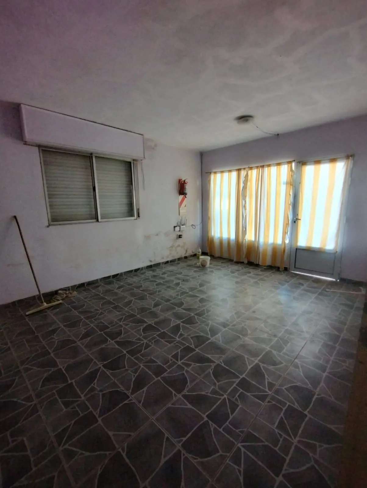 Casa en venta de 4 dormitorios c/ cochera en Gualeguaychú