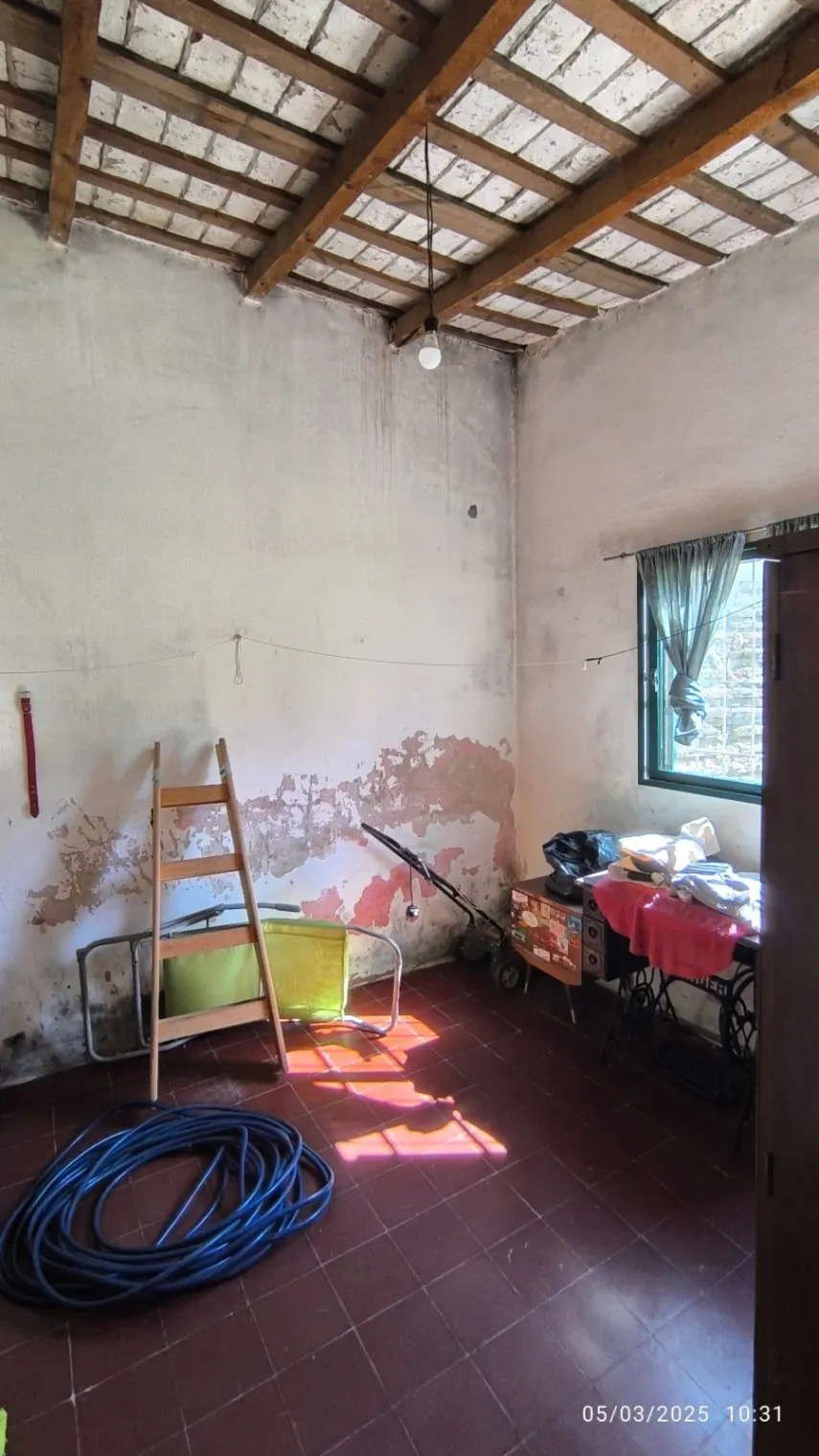 Casa en venta sobre Av Parque (Sarmientos 545), gran terreno!