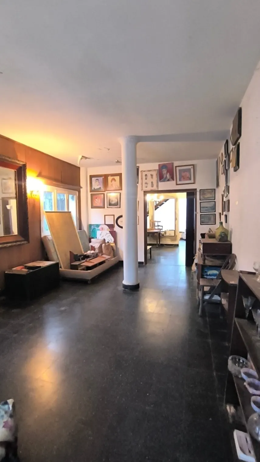 Casa céntrica, oportunidad de inversión