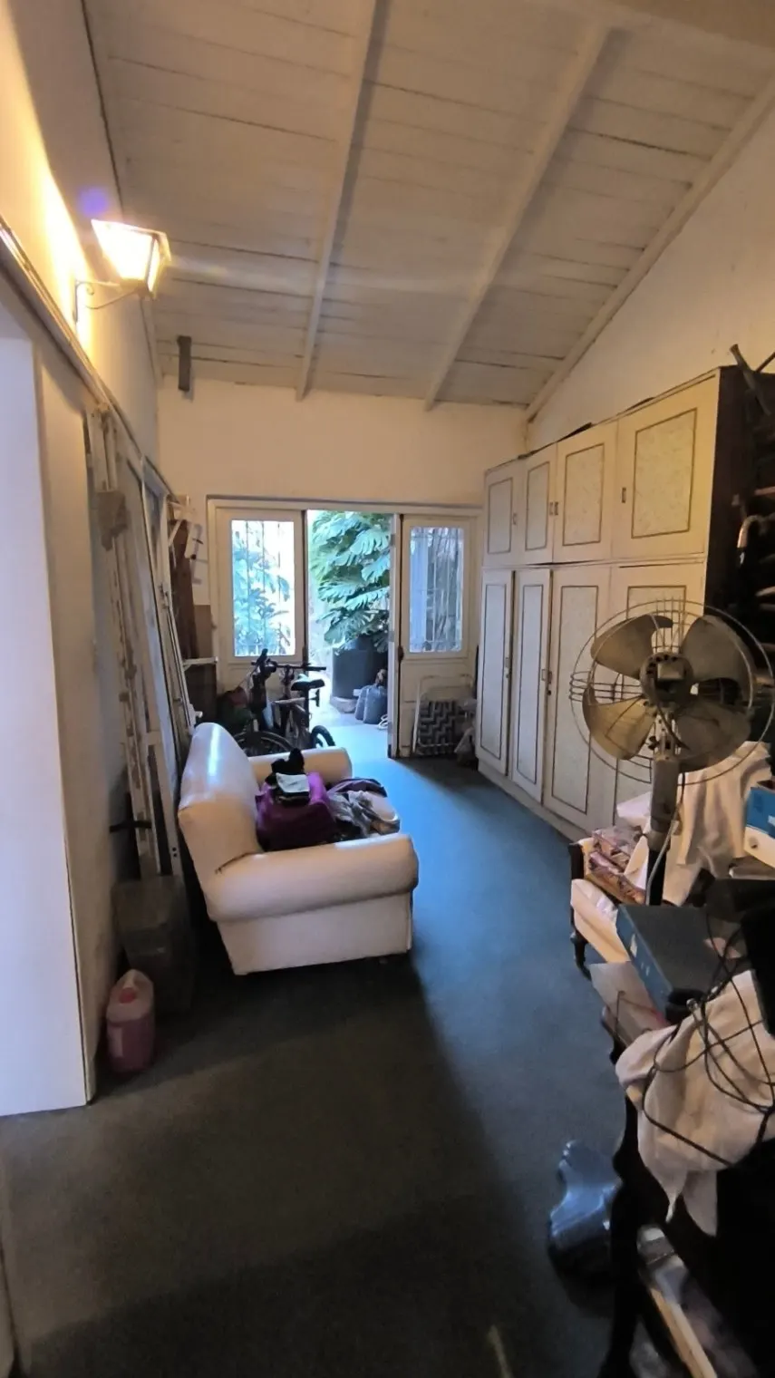 Casa céntrica, oportunidad de inversión