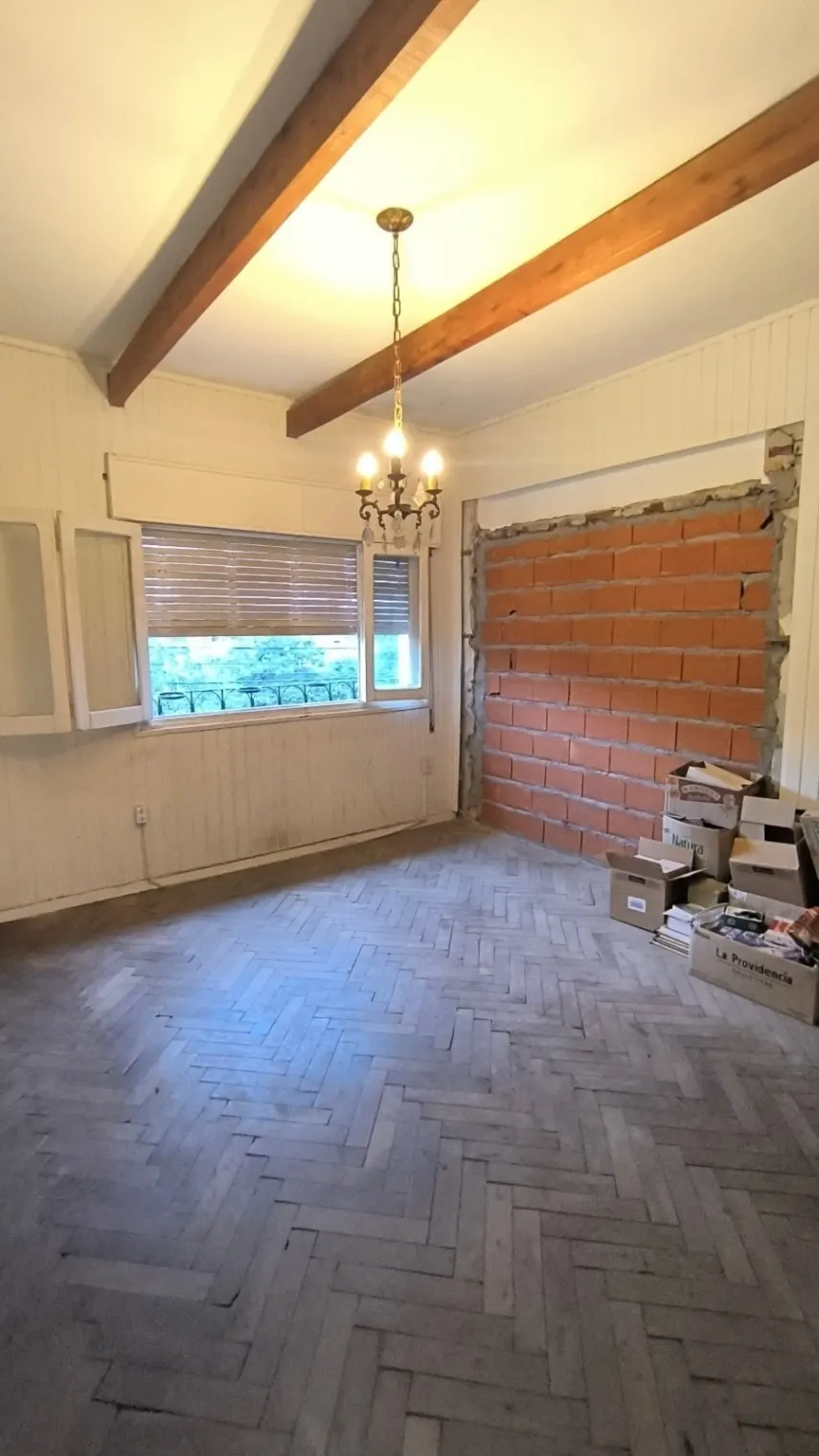 Casa céntrica, oportunidad de inversión