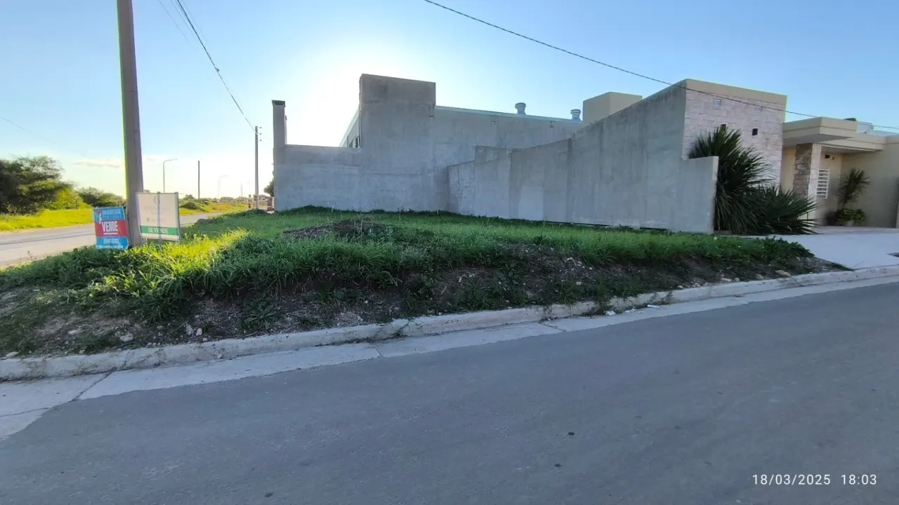 Lote en esquina, zona en crecimiento Gualeguaychu