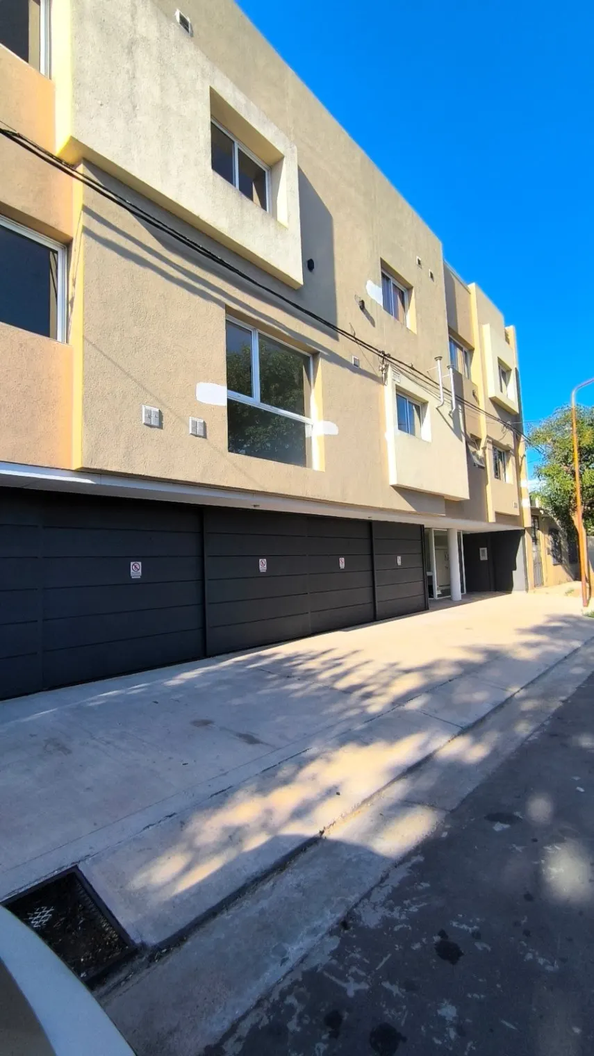 Departamento en venta de 2 dormitorios c/ cochera en Gualeguaychú