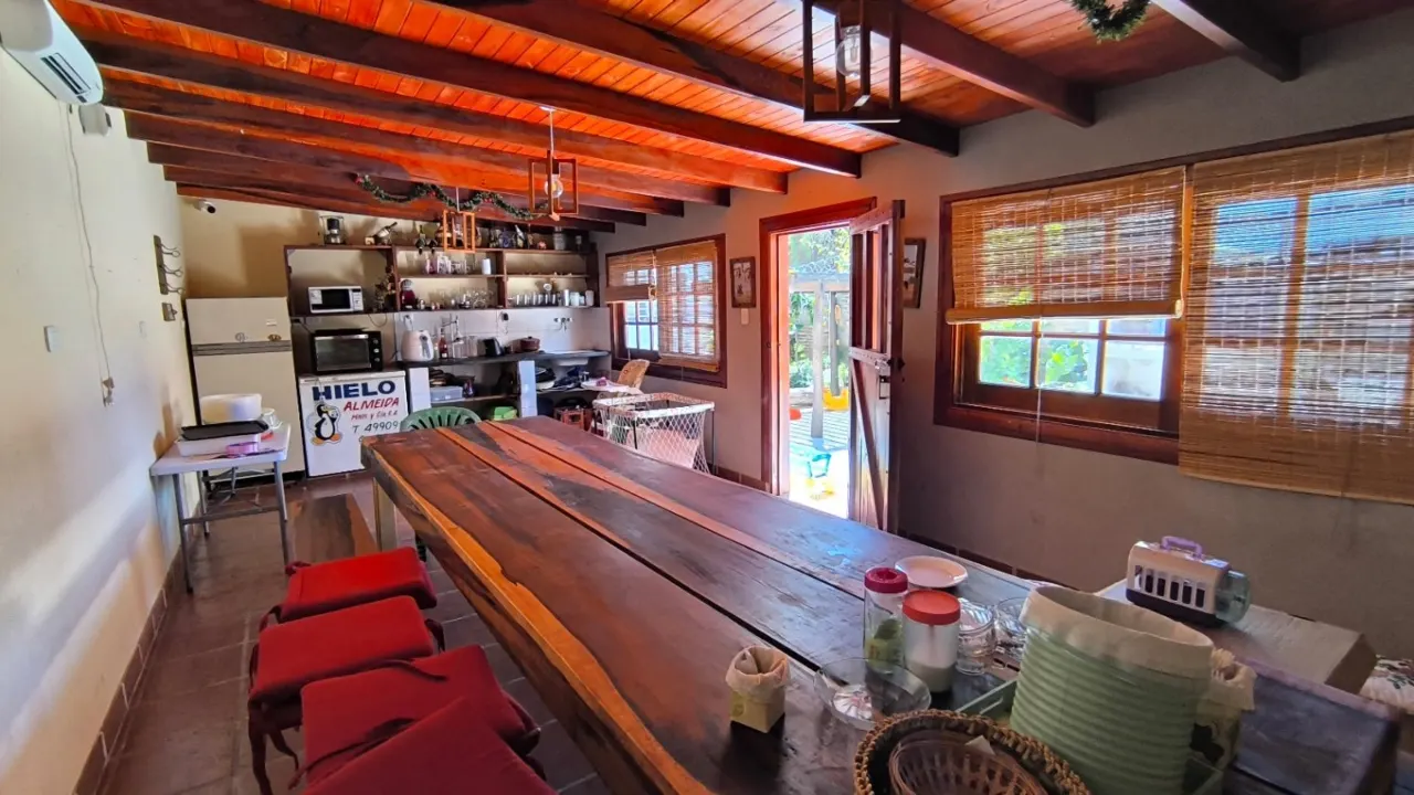 Casa en venta de 4 dormitorios c/ cochera en Gualeguaychú